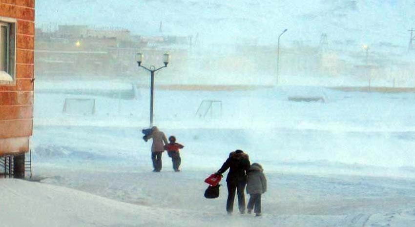 Na Českou republiku se žene mohutná větrná a sněhová kalamita, napadnout má ještě více než 30 cm sněhu