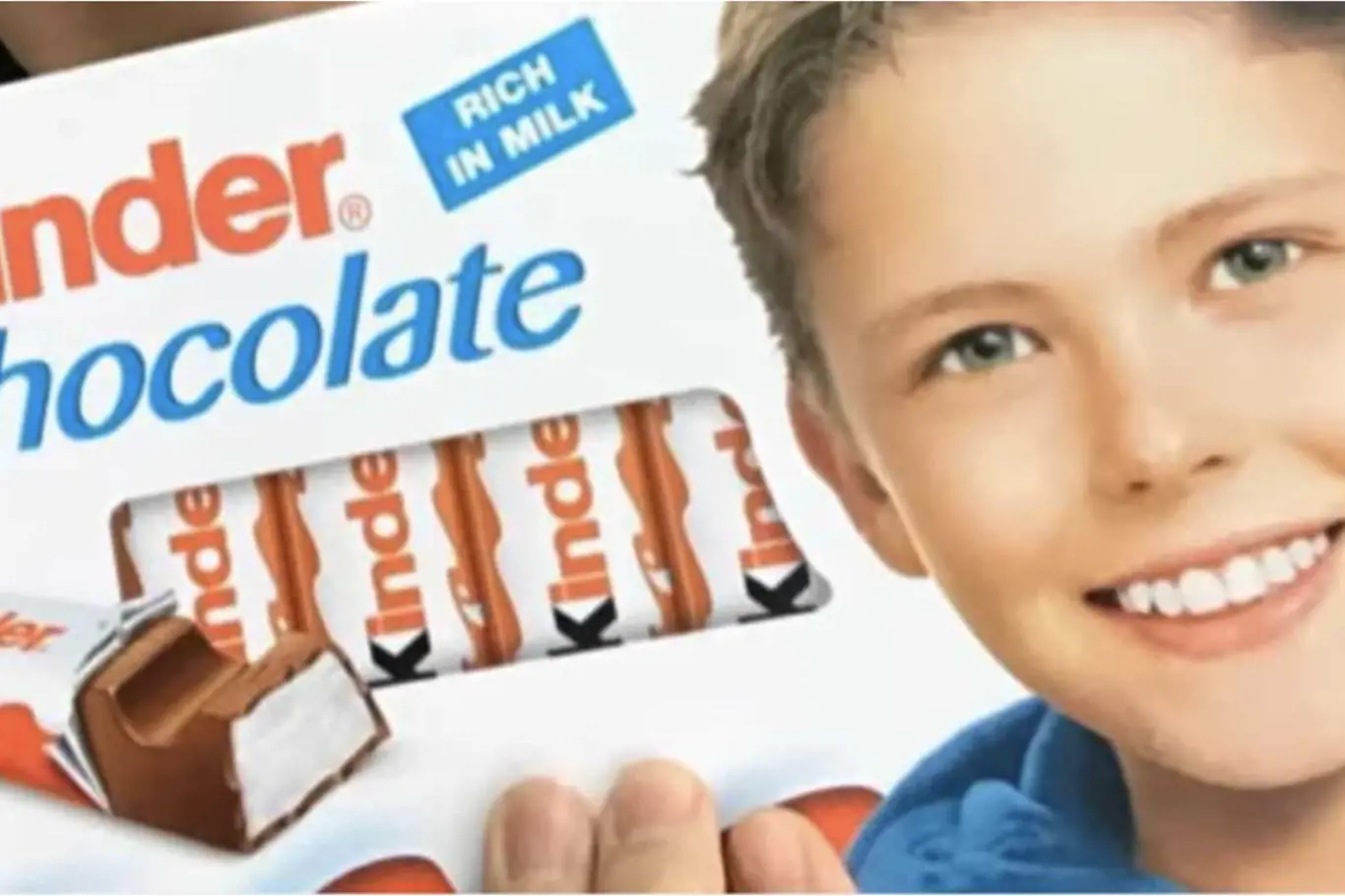 Pamatujete si na chlapce, který zdobil obaly Kinder čokolády? Jeho příběh od sladké nevinnosti k dospělosti vás dostane