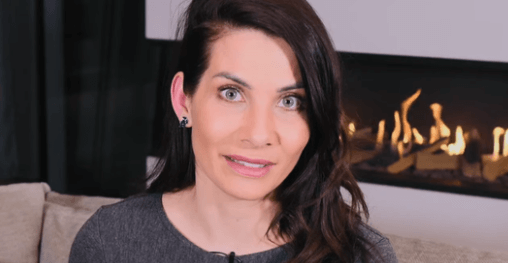 Eva Decastelo odhalila svou přírodní krásu! Fanoušci v šoku, jak vypadá bez make-upu!