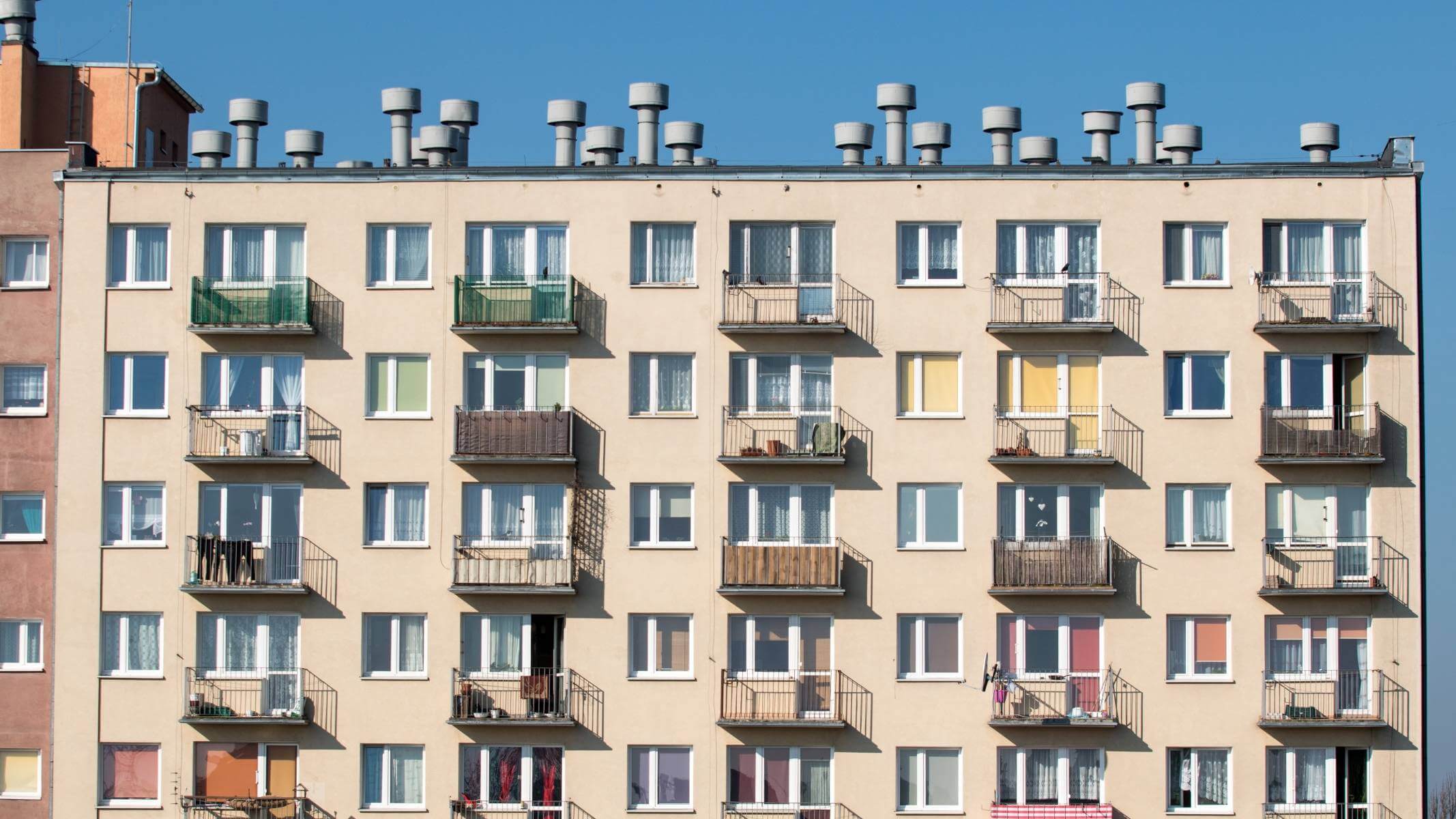 Proč jsou socialistické byty stále dost dobré? Jaký byl skutečný život na panelácích v minulosti