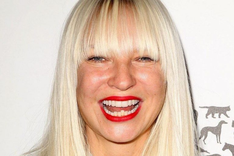Sia ohlašuje návrat s novým albem „Reasonable Woman“
