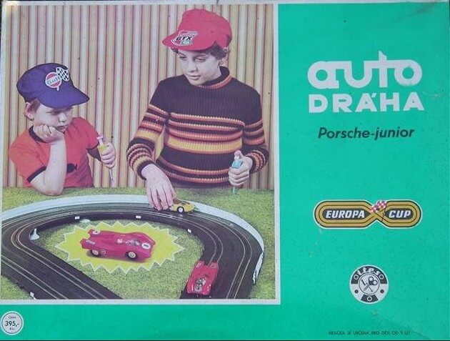 Kdo měl doma autodráhu? S bráchou jsme ji milovali