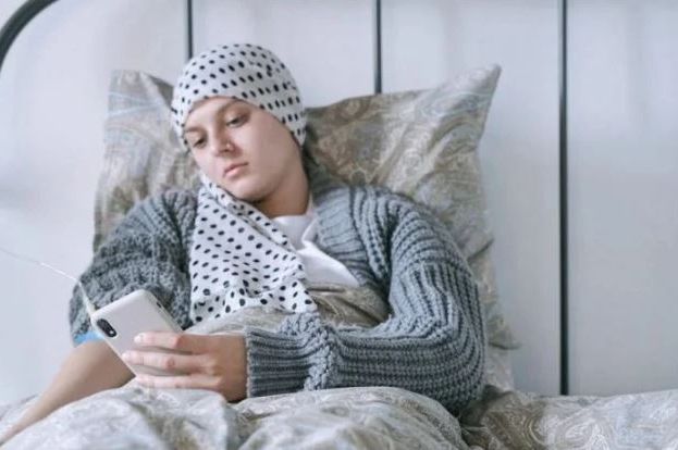 Vědci tvrdí: „Zkoumali jsme, proč stále více mladých lidí onemocní rakovinou, a našli jsme několik zajímavých vodítek