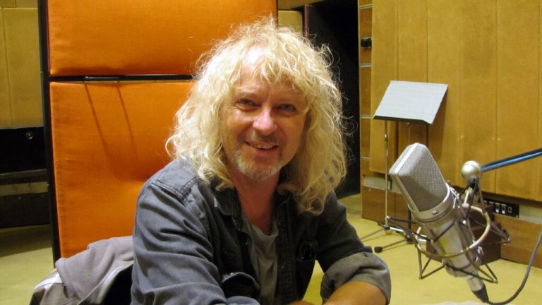 Peter Nagy slaví 65 let a stále září na popové scéně