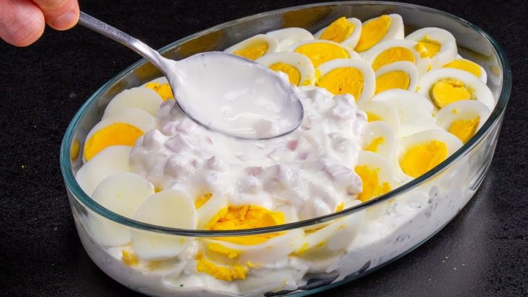 Uložte si tento recept, budete ho potřebovat: je rychlý a snadný na přípravu a je lepší než ruský salát s jogurtem, vejci a šunkou