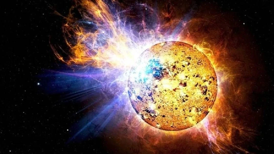 Slunce právě vypustilo svou dosud největší erupci. Blíží se silná geomagnetická bouře