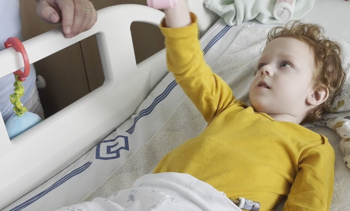 Přerozdělování nevyužitých peněz ze sbírky pro Martina Zatloukala pokračuje