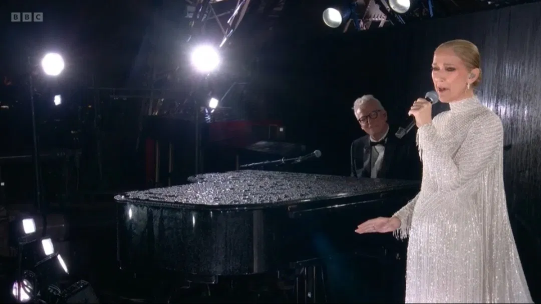 Celine Dion na olympijských hrách v Paříži dojala celý svět!