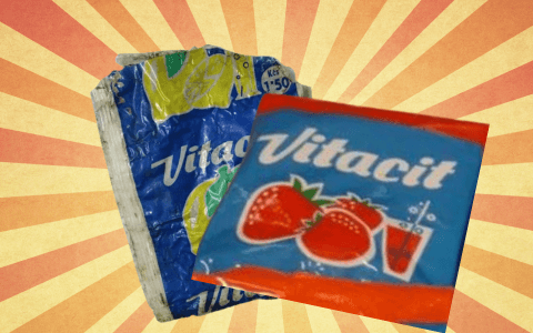 Červený jazyk a ulepené dlaně. Pamatujete ještě na Vitacit?