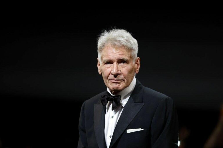 Co se stalo se slavným hercem? Harrison Ford dostal prestižní ocenění ve svých 83 letech a jeden detail všechny znepokojil