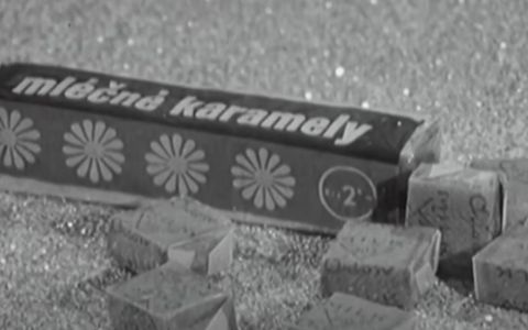 Mléčné karamely: Sladká radost z dětství za 2 Kčs