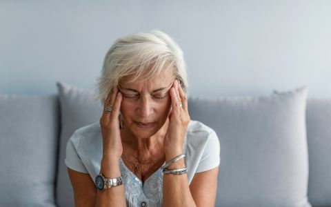 Studie: Polysacharidy z houby Maitake pomáhají pacientům s pokročilými nádory hlavy a krku