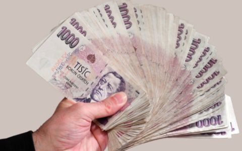 Důchody vyšší než mzdy: Částky až 70 000 Kč měsíčně vyvolávají bouři ve společnosti