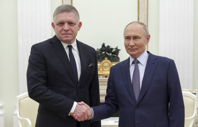 Fico-Putin: Politické gesto bez reálných výsledků