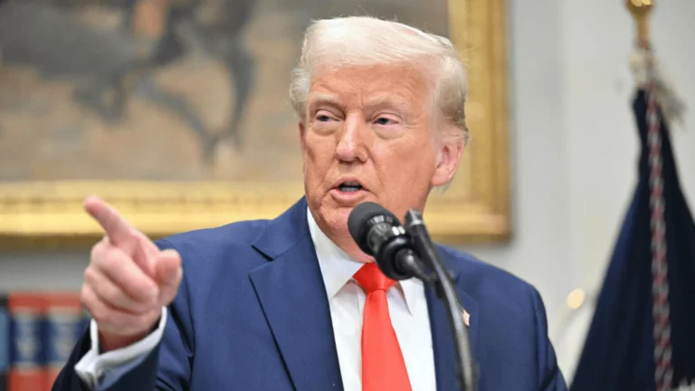 Nejhorší scénář se naplnil, Trump oficiálně oznámil naléhavé rozhodnutí. Celý svět zatajil dech