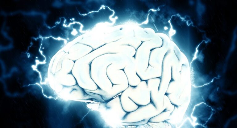 ŠOKUJÍCÍ OBJEV NEUROLOGŮ! Zkoumali mozky umírajících a to, co našli, ZMĚNÍ VŠE, CO VÍME O SMRTI!