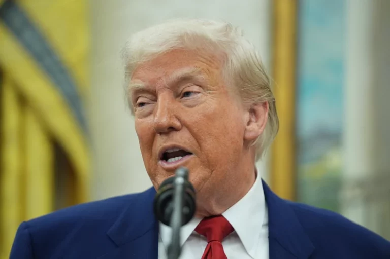 V časných ranních hodinách otřásla světem zpráva. AMERIKA ZAÚTOČILA NA ÍRÁN!