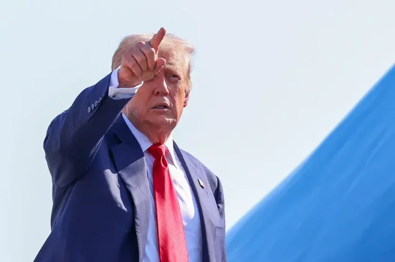Šokující tah! Trump nařídil přesun jaderných ponorek. Je to začátek nové studené války?