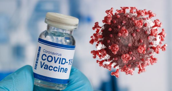 Covid opäť straší Európu: nové varianty nimbus a stratus už útočia, Slovensko čaká na účinnejšie vakcíny