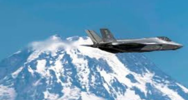 Noční drama u Aljašky! Američané vzlétli proti ruským bombardérům