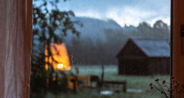 Jedna noc, jedno zaklepání a příběh, který bere dech