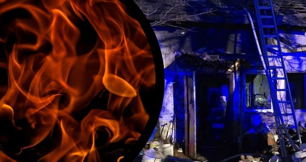 Noční tragédie u Šaľy: Požár domu nepřežili dva senioři. Místní je prý dlouho varovali