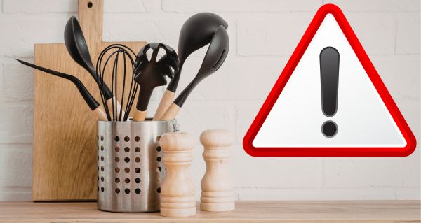 Máte to doma taky? Hygienici varují: S tímhle náčiním okamžitě přestaňte vařit!