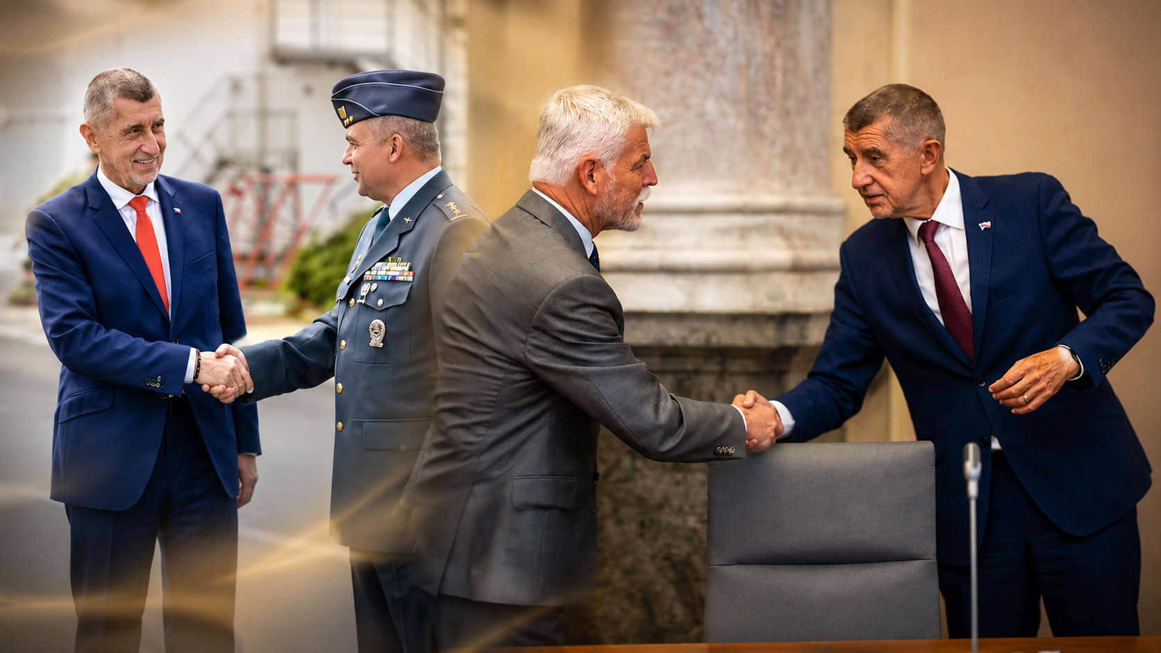Česko míří na summit rozdělené. Babiš s Pavlem odlétají každý vlastním letadlem