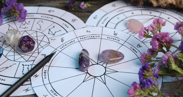 Dnešní horoskop pro nezadané: Která znamení mají 2. října největší šanci na nové seznámení